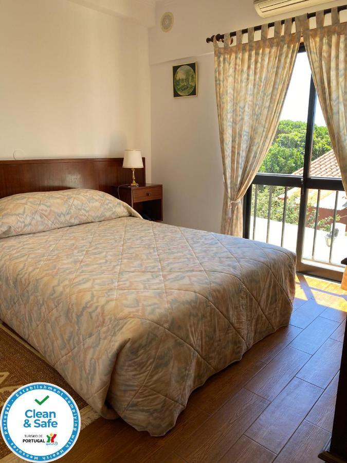 Guest House Toca Dos Grilos Estoril Ngoại thất bức ảnh